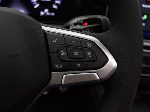 Volkswagen Tiguan 1.5 eHybrid R-Line Edition 272PK DSG Trekhaak, Pano-Schuifdak, Adaptieve Cruise Controle, Achteru... ActivLease financial lease