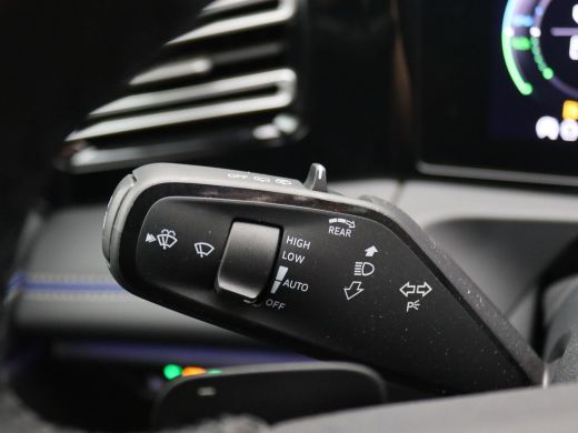 Volkswagen Tiguan 1.5 eHybrid R-Line Edition 272PK DSG Trekhaak, Pano-Schuifdak, Adaptieve Cruise Controle, Achteru... ActivLease financial lease