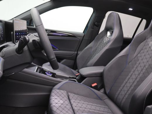 Volkswagen Tiguan 1.5 eHybrid R-Line Edition 272PK DSG Trekhaak, Pano-Schuifdak, Adaptieve Cruise Controle, Achteru... ActivLease financial lease