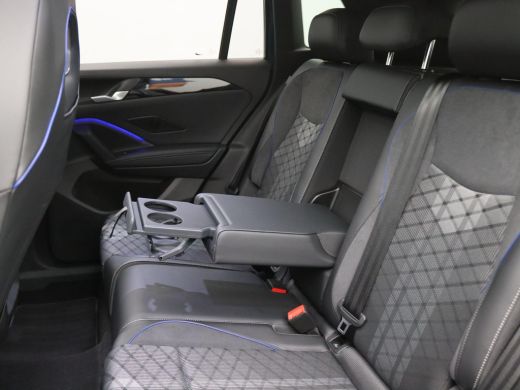 Volkswagen Tiguan 1.5 eHybrid R-Line Edition 272PK DSG Trekhaak, Pano-Schuifdak, Adaptieve Cruise Controle, Achteru... ActivLease financial lease