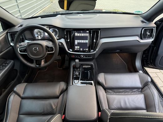 Volvo  V60 2.0 T8 Plug-in hybrid AWD Polestar Engineered Panodak ActivLease financial lease
