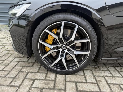 Volvo  V60 2.0 T8 Plug-in hybrid AWD Polestar Engineered Panodak ActivLease financial lease