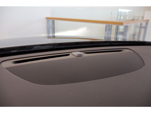 Volvo  V60 B4 197PK Momentum Business | Panoramadak | Adap Cruise | Camera | Park Assist | Carplay ActivLease financial lease