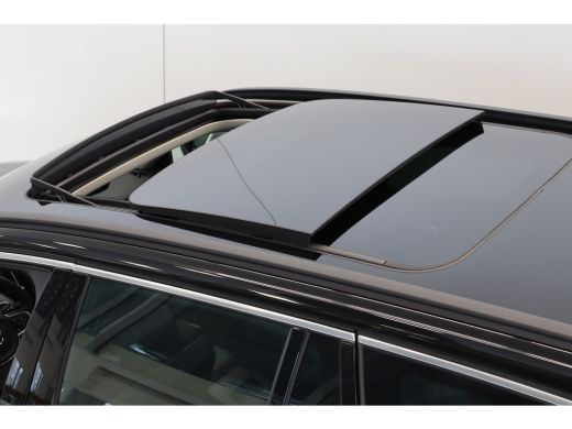 Volvo  V60 B4 197PK Momentum Business | Panoramadak | Adap Cruise | Camera | Park Assist | Carplay ActivLease financial lease