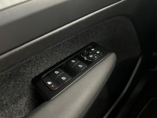 Volvo  XC40 T4 Recharge Inscription | Achteruitrijcamera | DAB ontvanger | Keyless entry ActivLease financial lease