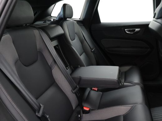 Volvo  XC60 2.0 T6 PHEV 340 PK R-DESIGN + PANORAMA | STUUR/STOELVERW. | ADAPTIVE CRUISE ActivLease financial lease