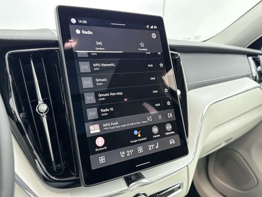 Volvo  XC60 T8 Recharge Ultra Dark | 22" | Luchtvering | Heico Spacers & Diffusor | Heico Selected Level | 36... ActivLease financial lease