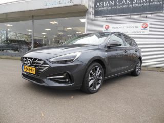 Hyundai i30 Wagon 1.5 T-GDi MHEV Premium Staat in Hoogeveen