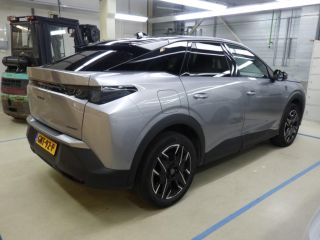 Peugeot 3008 1.2 Hybrid 136 GT 360 Camera | Achterbank in delen neerklapbaar | Achteruitrijcamera | Apple Carp...