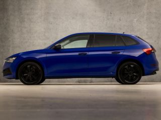 Skoda Scala 1.0 TSI Sport (APPLE CARPLAY, GETINT GLAS, SPORTSTOELEN, LED KOPLAMPEN, DAB+, NIEUWSTAAT)