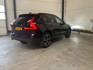 Volvo  XC60 B5 250PK Momentum Exclusive | 360º | HK Audio | panoramadak | Black Pack | Adap Cruise | Head-Up