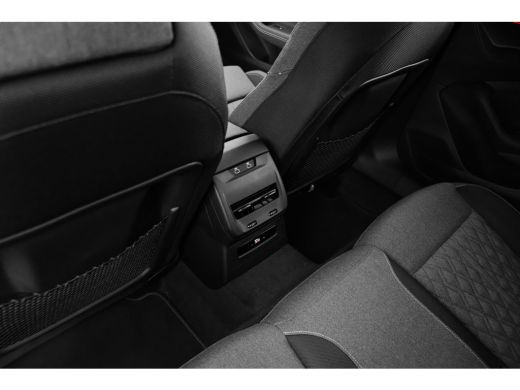 Audi A5 Avant S edition | Adaptive cruise control | Aluminium optiek in het interieur | Audi smartphone i... ActivLease financial lease