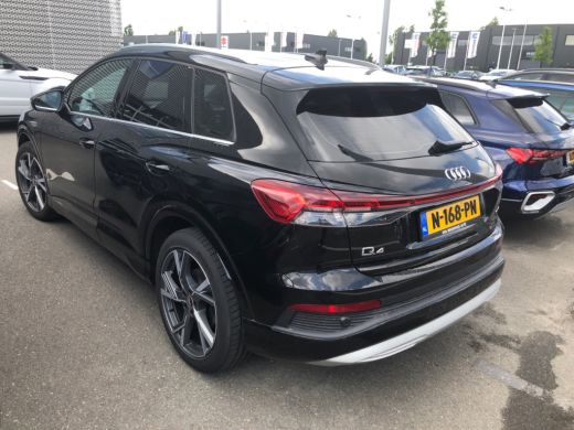 Audi Q4 e-tron 35 Launch edition Advanced Plus 55 kWh | Elektrisch glazen panorama-dak | Navigatiesysteem full m... ActivLease financial lease