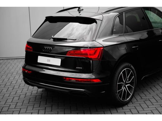 Audi Q5 S edition competition | Adaptive air suspension | Adaptive cruise control | Audi virtual cockpit ActivLease financial lease