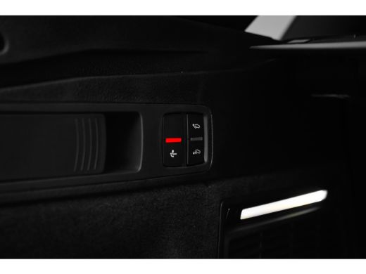 Audi Q5 S edition competition | Adaptive air suspension | Adaptive cruise control | Audi virtual cockpit ActivLease financial lease