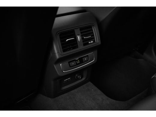 Audi Q5 S edition competition | Adaptive air suspension | Adaptive cruise control | Audi virtual cockpit ActivLease financial lease