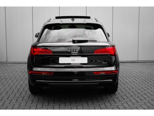 Audi Q5 S edition competition | Adaptive air suspension | Adaptive cruise control | Audi virtual cockpit ActivLease financial lease