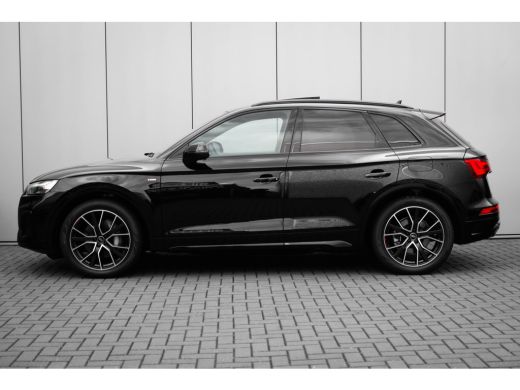 Audi Q5 S edition competition | Adaptive air suspension | Adaptive cruise control | Audi virtual cockpit ActivLease financial lease