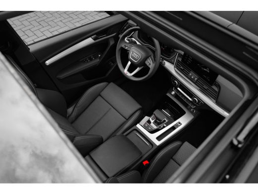 Audi Q5 S edition competition | Adaptive air suspension | Adaptive cruise control | Audi virtual cockpit ActivLease financial lease