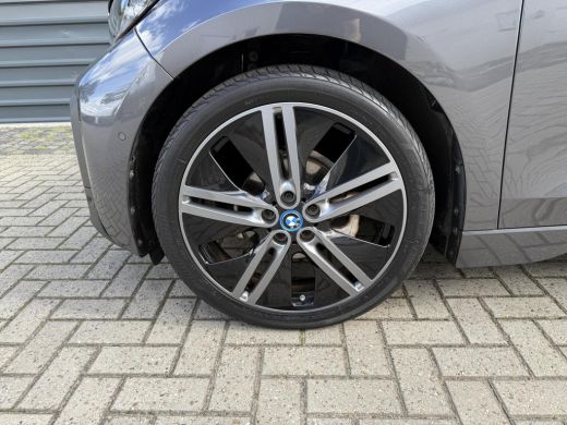 BMW i3 Executive Edition 120Ah 42 kWh Soh 93.8 % Led Pdc Camera leer Navi ActivLease financial lease