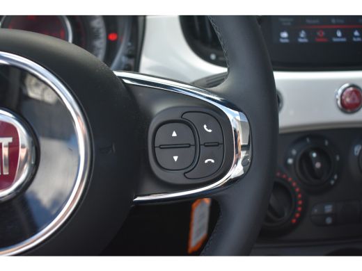 Fiat 500C 1.0 Hybrid Dolcevita Finale | AllSeason-banden | Navigatie by App | Parkeersensoren | 15"LMV | Cr... ActivLease financial lease
