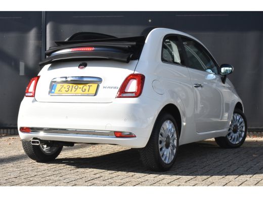 Fiat 500C 1.0 Hybrid Dolcevita Finale | AllSeason-banden | Navigatie by App | Parkeersensoren | 15"LMV | Cr... ActivLease financial lease