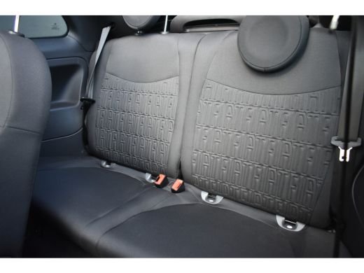 Fiat 500C 1.0 Hybrid Dolcevita Finale | AllSeason-banden | Navigatie by App | Parkeersensoren | 15"LMV | Cr... ActivLease financial lease