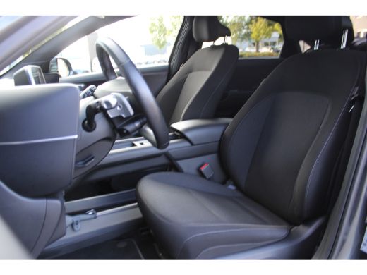 Hyundai IONIQ 6 Connect 77.4 kWh | Elektr. Stoelen | Elektr. Achterklep | Navigatie | Stuur/Stoelverwarming | Ach... ActivLease financial lease