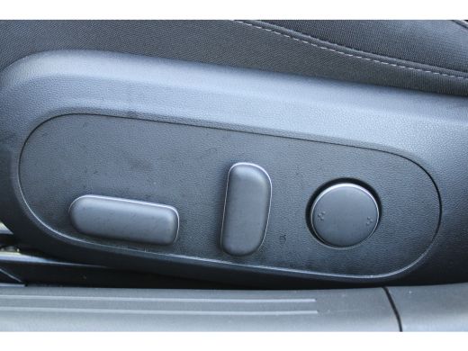 Hyundai IONIQ 6 Connect 77.4 kWh | Elektr. Stoelen | Elektr. Achterklep | Navigatie | Stuur/Stoelverwarming | Ach... ActivLease financial lease