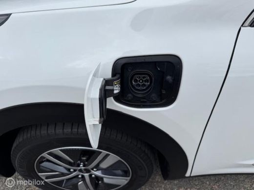 Kia Niro 1.6 GDi PHEV DynamicLine / Plug-inn Hybride / volledig elektrisch rijden 65 km hierna Hybride aan... ActivLease financial lease