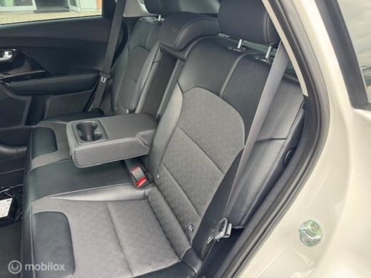 Kia Niro 1.6 GDi PHEV DynamicLine / Plug-inn Hybride / volledig elektrisch rijden 65 km hierna Hybride aan... ActivLease financial lease