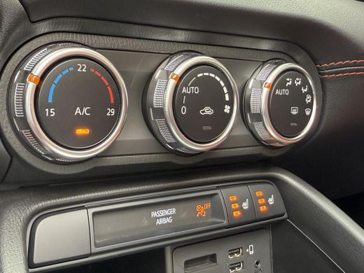 Mazda MX-5 1.5 SkyActiv-G 132 Kazari | Cruise Control | Navigatie | PDC | Camera | Lichtmetaal | Keyless Ent... ActivLease financial lease