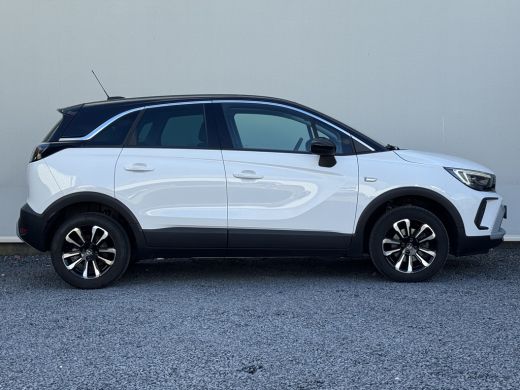 Opel Crossland 1.2 Turbo Elegance 130PK Automaat | Stoel en Stuur verwarming | Carplay | AGR |Camera | Apple Car... ActivLease financial lease
