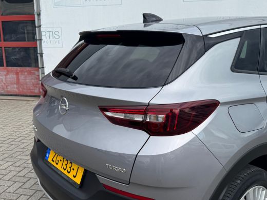 Opel Grandland X 1.2 Turbo Innovation NL-AUTO | NAVI | CARPLAY ActivLease financial lease