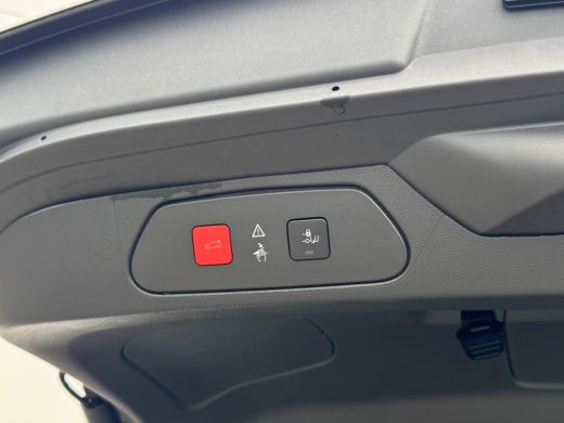 Opel Grandland X 1.2 Turbo Innovation NL-AUTO | NAVI | CARPLAY ActivLease financial lease