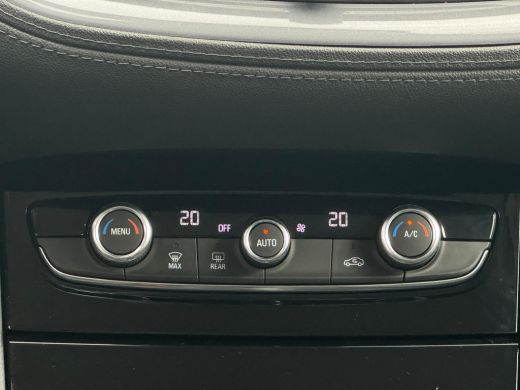 Opel Grandland X 1.2 Turbo Innovation NL-AUTO | NAVI | CARPLAY ActivLease financial lease