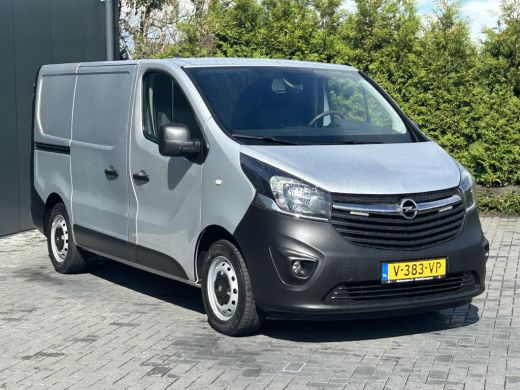Opel Vivaro 1.6 CDTI 126 PK / ACHTERDEUREN / L1H1 / 1e EIGENAAR / AIRCO / CRUISE / NAVI / CAMERA / BLUETOOTH ActivLease financial lease