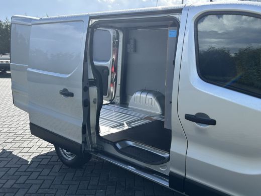 Opel Vivaro 1.6 CDTI 126 PK / ACHTERDEUREN / L1H1 / 1e EIGENAAR / AIRCO / CRUISE / NAVI / CAMERA / BLUETOOTH ActivLease financial lease