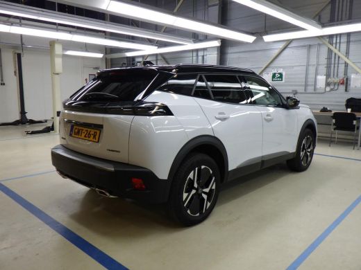 Peugeot 2008 1.2 Hybrid 136 GT | Achterbank in delen neerklapbaar | Achteruitrijcamera | Airco (automatisch) ActivLease financial lease