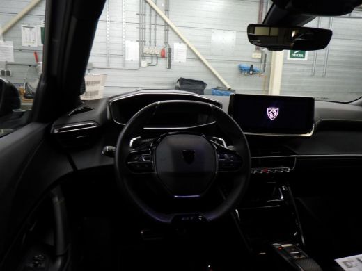 Peugeot 2008 1.2 Hybrid 136 GT | Achterbank in delen neerklapbaar | Achteruitrijcamera | Airco (automatisch) ActivLease financial lease