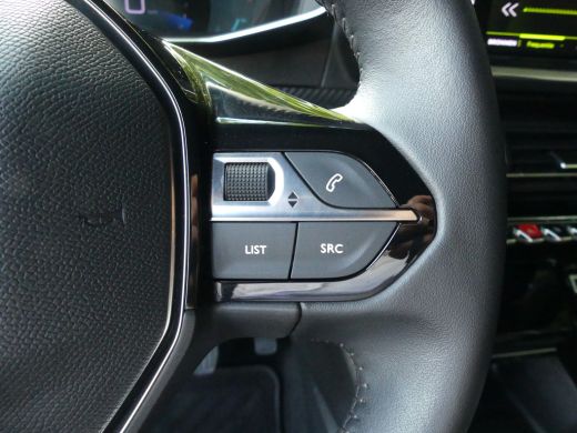 Peugeot 2008 1.2 PureTech 130PK Allure | CAMERA | STOELVERWARMING | KEYLESS ENTRY/START | ActivLease financial lease