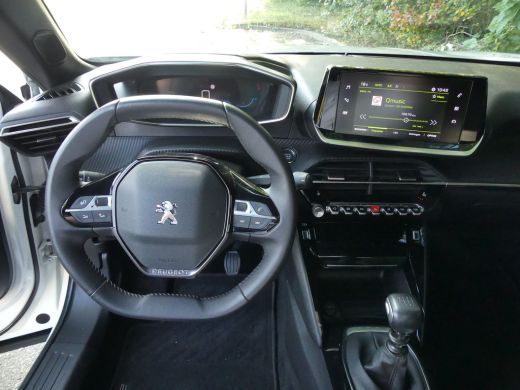 Peugeot 2008 1.2 PureTech 130PK Allure | CAMERA | STOELVERWARMING | KEYLESS ENTRY/START | ActivLease financial lease