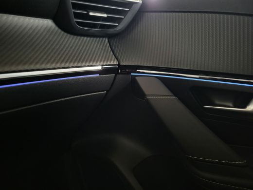 Peugeot 208 Hybrid 110 e-DCS6 GT | 360° Camera | Climate Controle | 17" Lichtmetalen velgen | Full LED koplam... ActivLease financial lease
