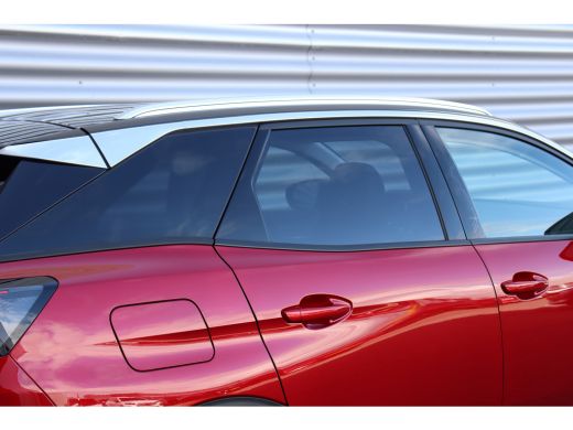 Peugeot 3008 1.6 HYBRID 225PK ALLURE ROAD TRIP AUTOMAAT / NAVI / CLIMA / PDC / 18" LMV / CAMERA / KEYLESS / FU... ActivLease financial lease