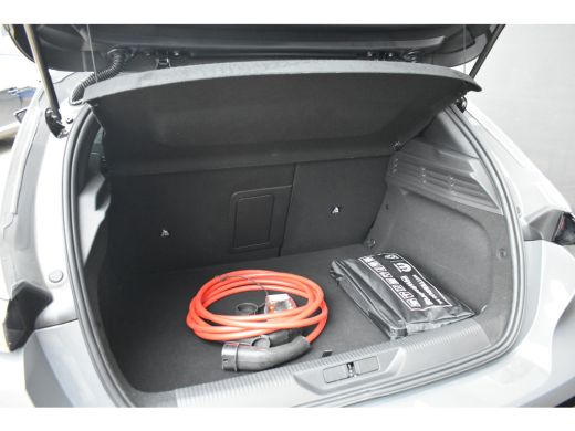 Peugeot e-308 Allure EV 54 kWh 156pk | Stuur/Stoelverwarming | Adaptive Cruise | Keyless-Entry | Full-LED | Hal... ActivLease financial lease