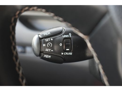 Peugeot Expert 2.0 BlueHDI 120 Long Asphalt | Trekhaak | Betimmering | Stoelverwarming | Dealeronderhouden | All... ActivLease financial lease