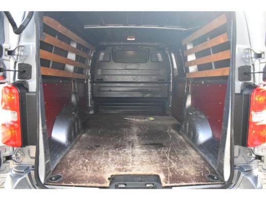 Peugeot Expert 2.0 BlueHDI 120 Long Asphalt | Trekhaak | Betimmering | Stoelverwarming | Dealeronderhouden | All... ActivLease financial lease