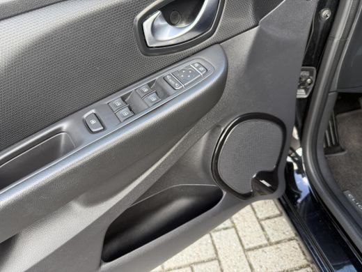 Renault Clio 0.9 TCe Intens Bose Stoelverw,navi Carplay,Parkeerassistent ActivLease financial lease