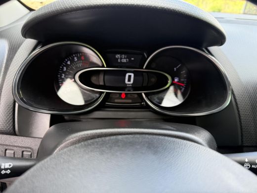 Renault Clio 0.9 TCe Intens Bose Stoelverw,navi Carplay,Parkeerassistent ActivLease financial lease