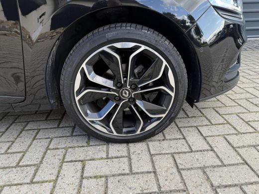 Renault Clio 0.9 TCe Intens Bose Stoelverw,navi Carplay,Parkeerassistent ActivLease financial lease
